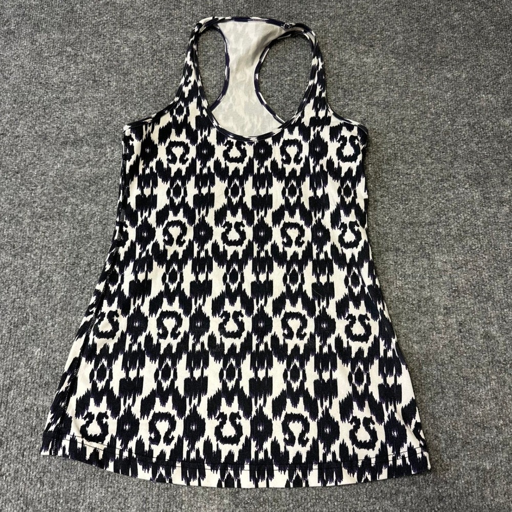 Lululemon Tank Top Womens Size 4 Purple White Ikat Racerback Built-in Bra Yoga